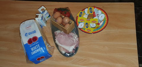 Roland B&B - Australian Directory 16