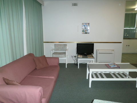 Parklane Motel - Australian Directory 32