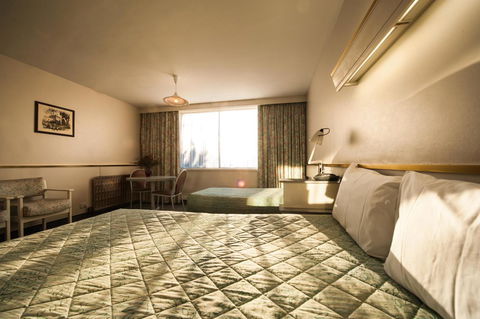 Parklane Motel - Australian Directory 15