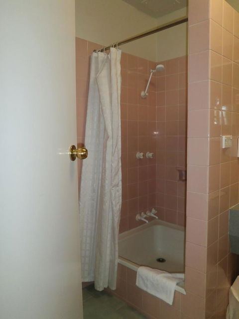 Parklane Motel - Australian Directory 42