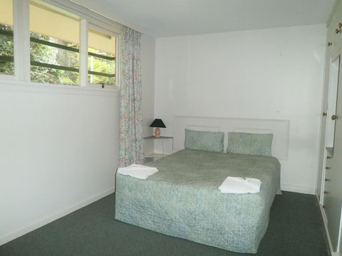 Parklane Motel - Australian Directory 35