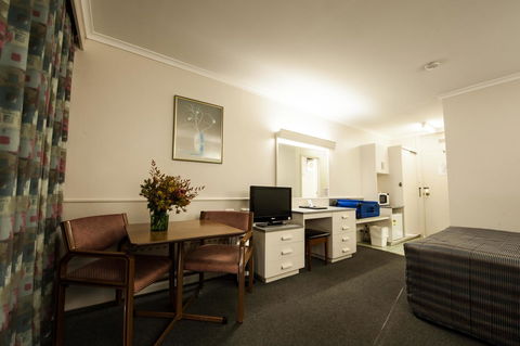 Parklane Motel - Australian Directory 16