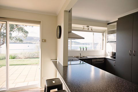 The Holiday Home People - Australian Directory 6