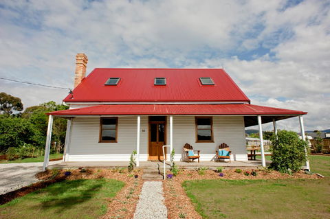 The Holiday Home People - Australian Directory 18