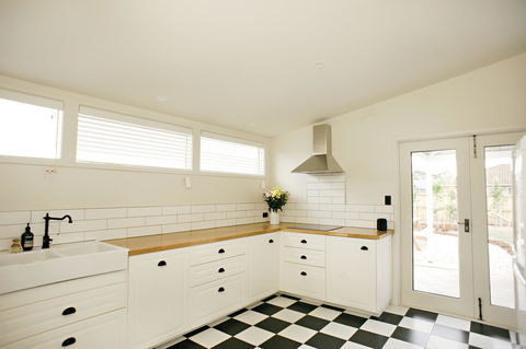 The Holiday Home People - Australian Directory 20