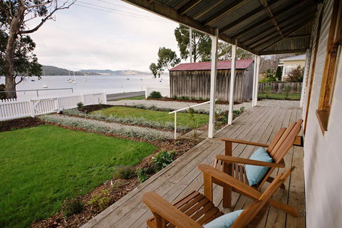 The Holiday Home People - Australian Directory 19