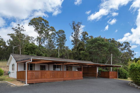 Willowmere - Australian Directory 20