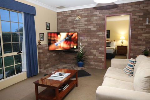 Swansea Cottages And Motel Suites - Australian Directory 2