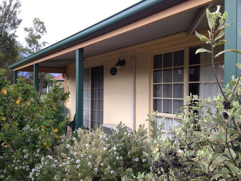 Swansea Cottages And Motel Suites - Australian Directory 1