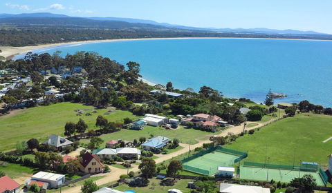 Swansea Cottages And Motel Suites - Australian Directory 9