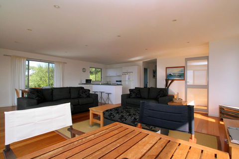 Suntrap Cove Bicheno - Australian Directory 22