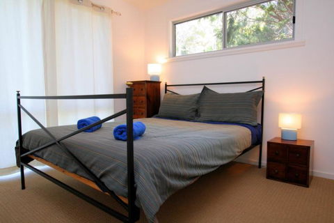 Suntrap Cove Bicheno - Australian Directory 26