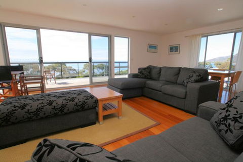 Suntrap Cove Bicheno - Australian Directory 31