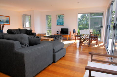 Suntrap Cove Bicheno - Australian Directory 20