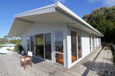 Suntrap Cove Bicheno - Australian Directory 12