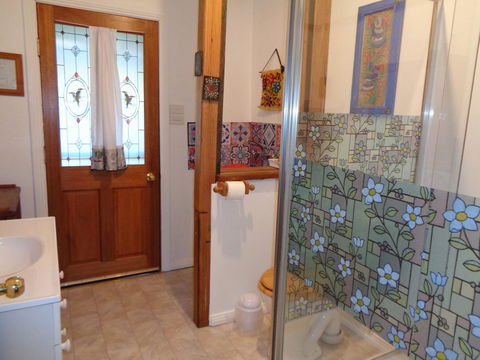 Post House Cottage - Australian Directory 11