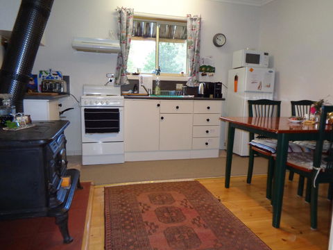 Post House Cottage - Australian Directory 7