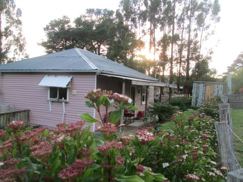Post House Cottage - Australian Directory 20