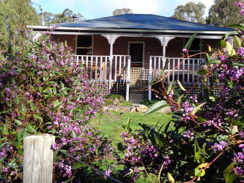 Post House Cottage - Australian Directory 0