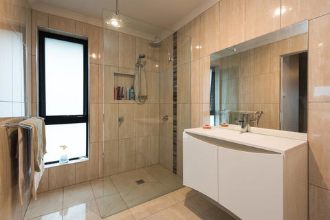 Euphoria House - Australian Directory 5