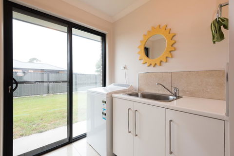 Euphoria House - Australian Directory 6