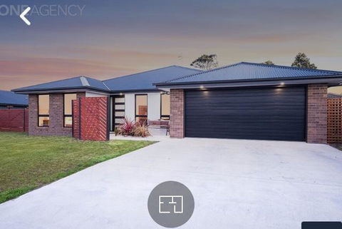 Euphoria House - Australian Directory 16