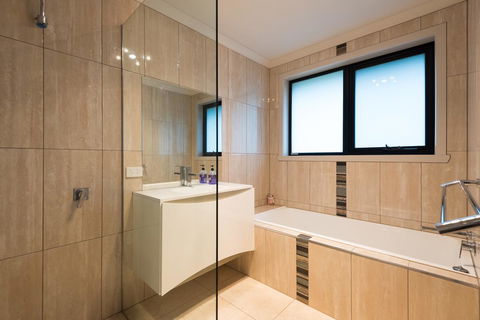 Euphoria House - Australian Directory 7