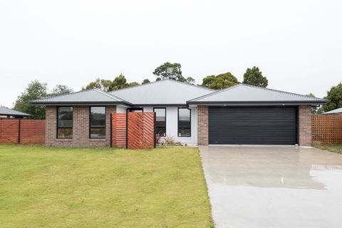 Euphoria House - Australian Directory 8