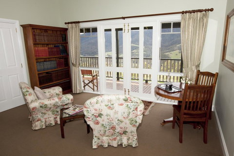 House On The Hill Bed And Breakfast - Australian Directory 35