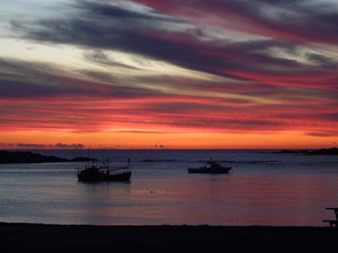 Island Breeze Motel - Australian Directory 23