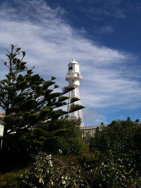 Island Breeze Motel - Australian Directory 14