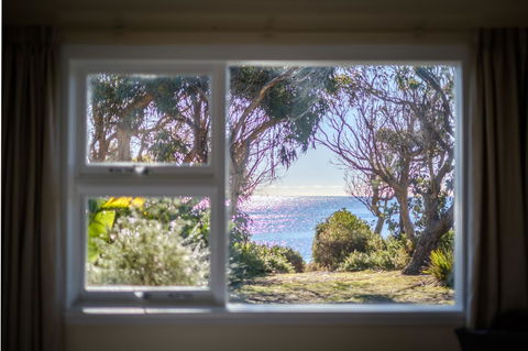 Cod Rock Point - Australian Directory 3