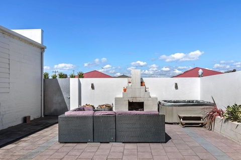 Ruby Soho Villas - Australian Directory 4