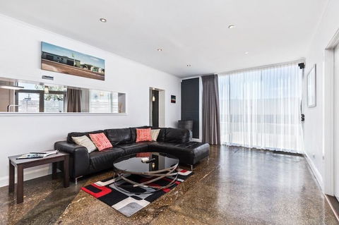 Ruby Soho Villas - Australian Directory 8