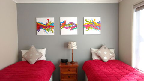 Hobart Villa - Australian Directory 9