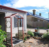 Oatlands Retreat - Australian Directory