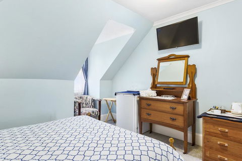 Cambridge House Bed & Breakfast - Australian Directory 19