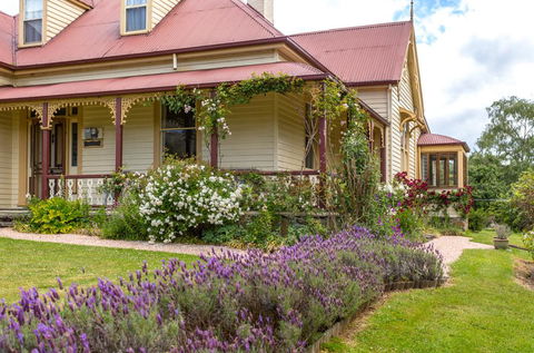 Cambridge House Bed & Breakfast - Australian Directory 4