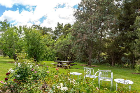 Cambridge House Bed & Breakfast - Australian Directory 21