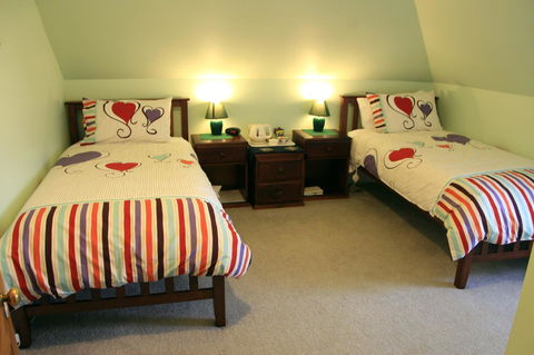 Cambridge House Bed & Breakfast - Australian Directory 10