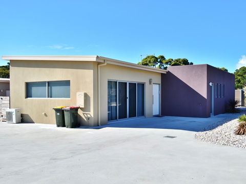 170 Hazards View - Unit 1 - Australian Directory 1
