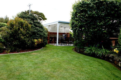 Shearwater Cottages - Australian Directory 13