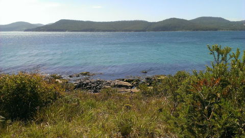 Larus Waterfront Cottage - Australian Directory 14