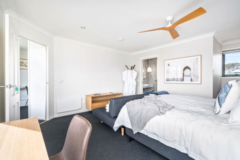 Madsen Retreat - Australian Directory 23