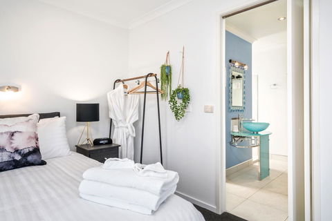 Madsen Retreat - Australian Directory 26