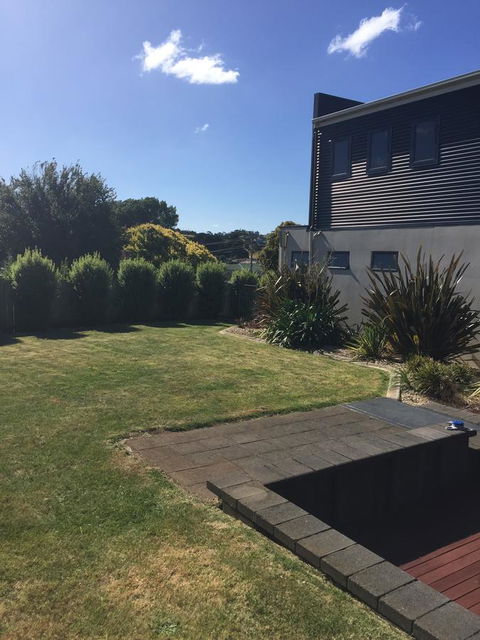Madsen Retreat - Australian Directory 41