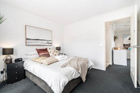 Madsen Retreat - Australian Directory 18