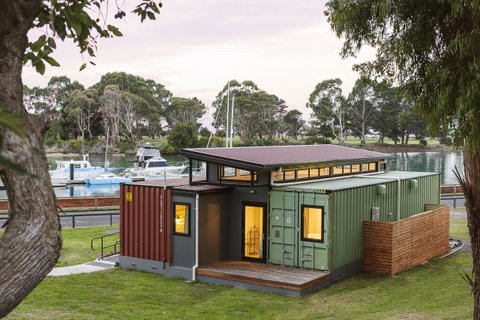 Coastal Pods Wynyard - Australian Directory 18