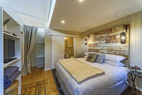 Coastal Pods Wynyard - Australian Directory 15