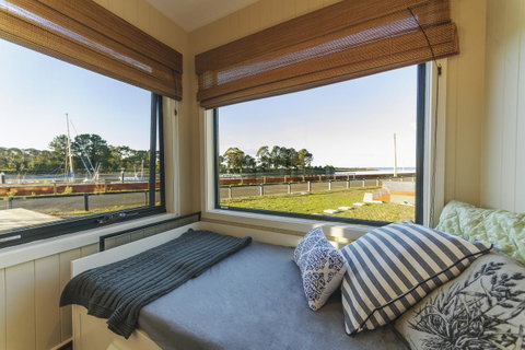 Coastal Pods Wynyard - Australian Directory 20